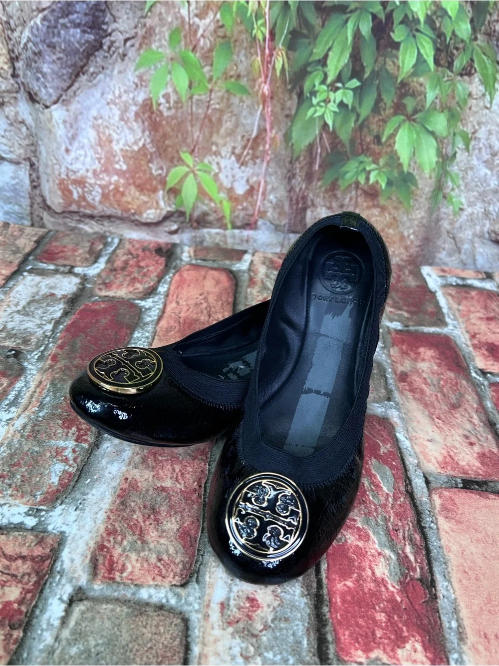 TORY BURCH Caroline Black Patent Leather Slip On Balletcore Logo Flats, 6.5M